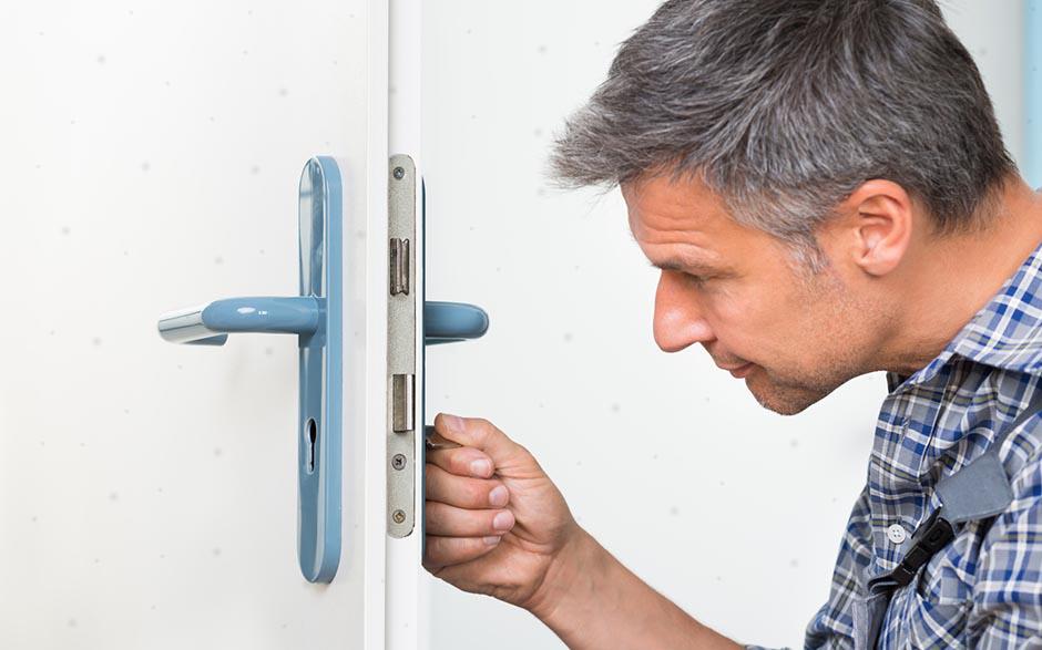 remplacement serrure porte Pontault-Combault